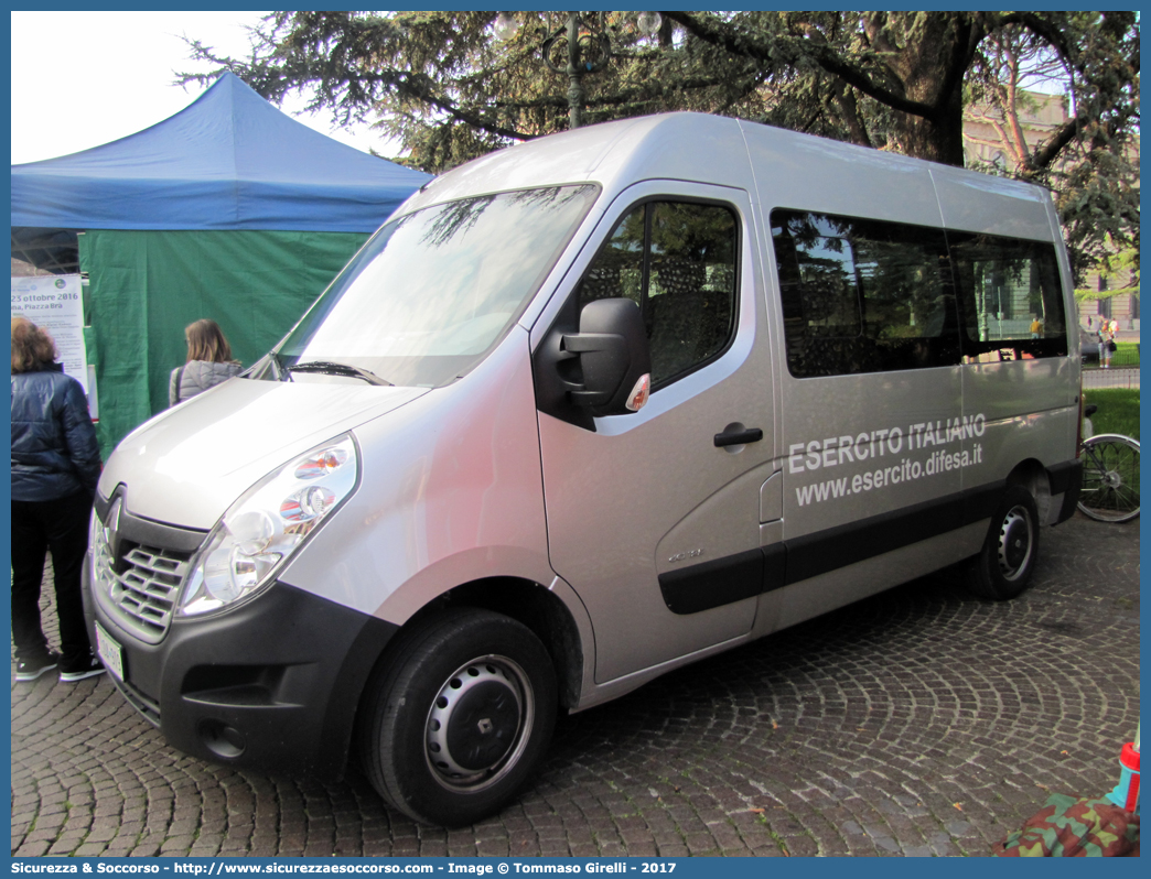 EI DA919
Esercito Italiano
Renault Master IV serie
Parole chiave: EI;E.I.;Esercito;Italiano;Renault;Master