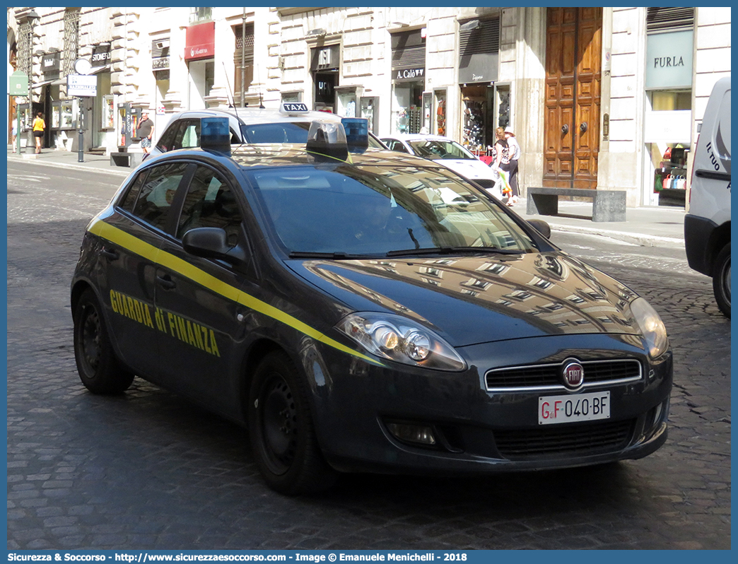 GdiF 040BF
Guardia di Finanza
Fiat Nuova Bravo
Parole chiave: GdiF;G.D.F.;GDF;Guardia;di;Finanza;Fiat;Nuova;Bravo