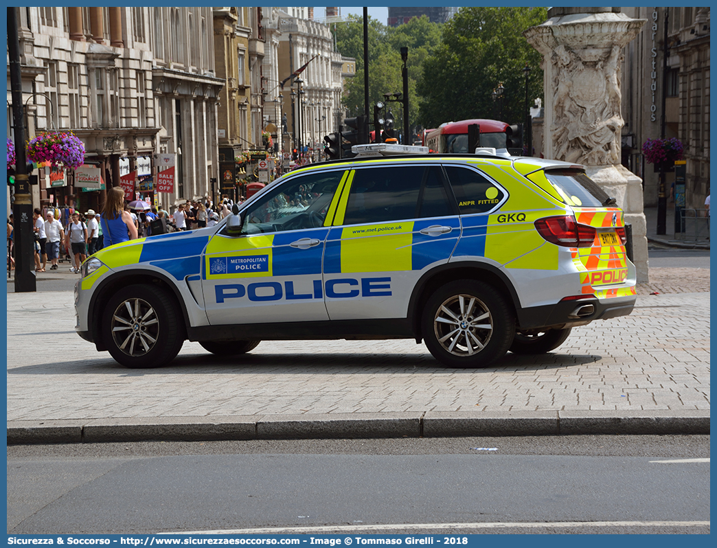 GQK
United Kingdom of Great Britain and Northern Ireland
Metropolitan Police
BMW X5 III generation
Parole chiave: UK;United;Kingdom;Great;Britain;Northern;Ireland;Metropolitan;Police;BMW;X5