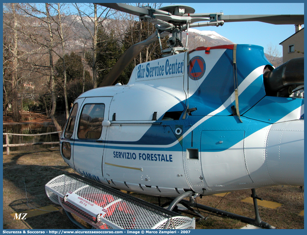 I-AMVM
Regione Veneto
Servizio Forestale Regionale
Eurocopter AS350B3 Ecureuil
Parole chiave: Regione;Veneto;Servizio;Forestale;Regionale;Eurocopter;AS350B3;Ecureuil