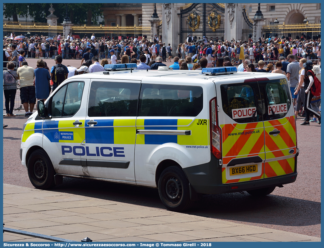 JXR
United Kingdom of Great Britain and Northern Ireland
Metropolitan Police
Ford Tourneo Custom
Parole chiave: UK;United;Kingdom;Great;Britain;Northern;Ireland;Metropolitan;Police;Ford;Tourneo;Custom