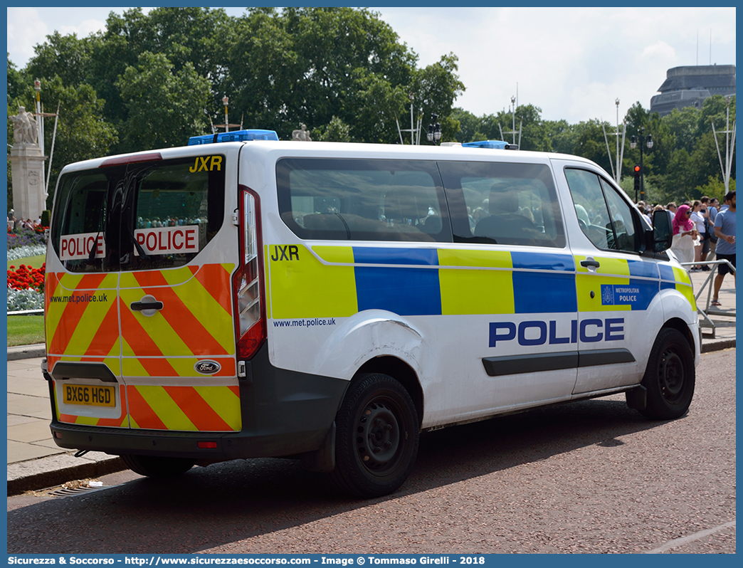 JXR
United Kingdom of Great Britain and Northern Ireland
Metropolitan Police
Ford Tourneo Custom
Parole chiave: UK;United;Kingdom;Great;Britain;Northern;Ireland;Metropolitan;Police;Ford;Tourneo;Custom