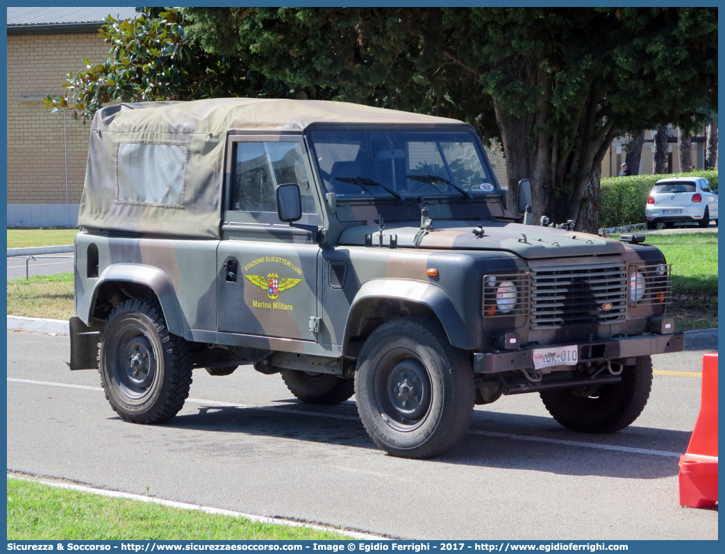 MM BK010
Marina Militare Italiana
Land Rover Defender 90
Parole chiave: MMI;M.M.I.;Marina;Militare;Italiana;Land Rover;Defender;90