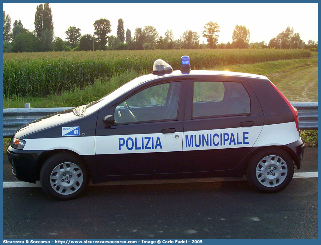 -
Polizia Municipale
Comune di Oderzo
Fiat Punto I serie
Parole chiave: PL;P.L.;PM;P.M.;Polizia;Locale;Municipale;Oderzo;Fiat;Punto