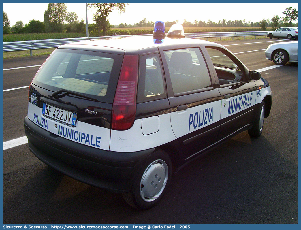 -
Polizia Municipale
Comune di Oderzo
Fiat Punto I serie
Parole chiave: PL;P.L.;PM;P.M.;Polizia;Locale;Municipale;Oderzo;Fiat;Punto