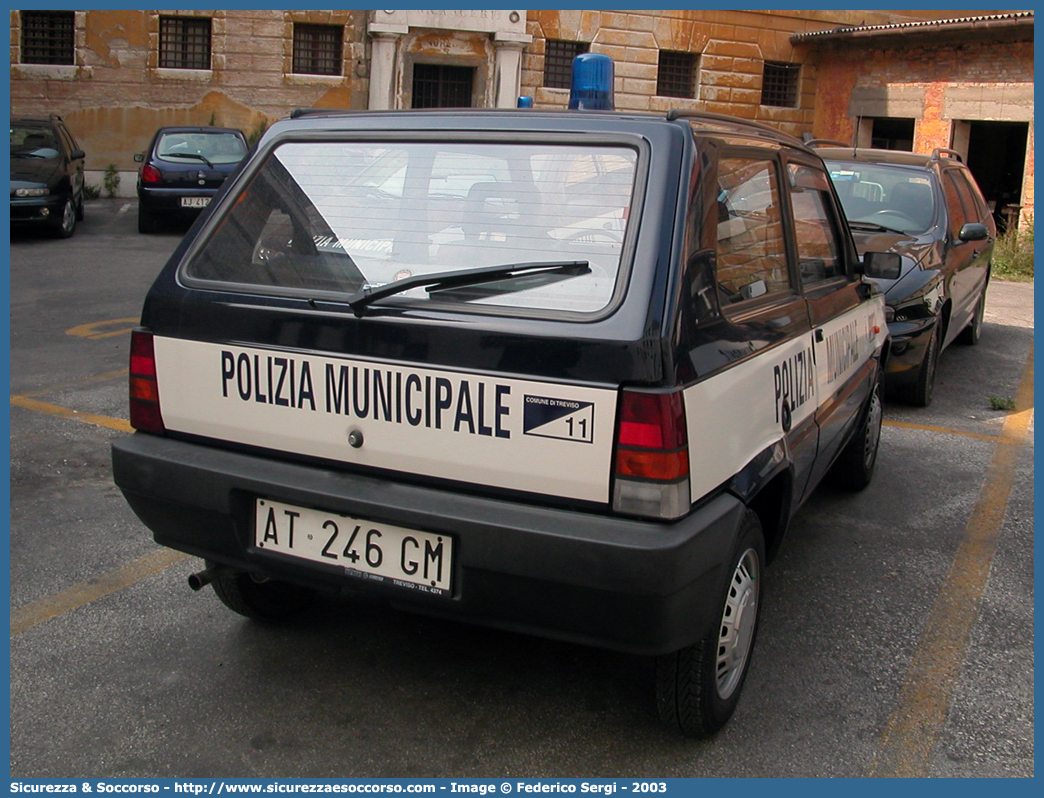 -
Polizia Municipale
Comune di Treviso
Fiat Panda II serie
Parole chiave: PL;P.L.;PM;P.M.;Polizia;Locale;Municipale;Treviso;Fiat;Panda