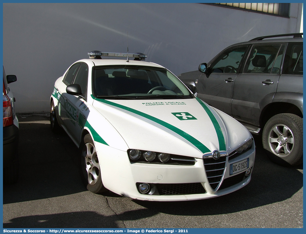 -
Polizia Locale
Comune di Milano
Alfa Romeo 159
Parole chiave: PL;P.L.;PM;P.M.;Polizia;Locale;Municipale;Milano;Alfa Romeo;159