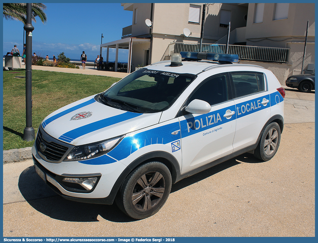 Polizia Locale YA240AH
Polizia Locale
Comune di Aglientu
Kia Sportage III serie
Allestitore Ciabilli S.r.l.
Parole chiave: PL;PM;P.L.;P.M.;Polizia;Locale;Municipale;Aglientu;Kia;Sportage;Ciabilli