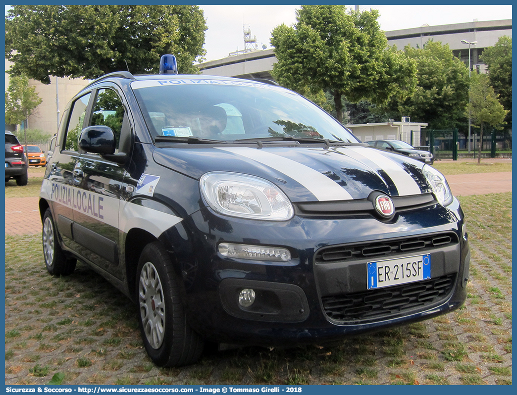 -
Polizia Locale
Comune di Cerro Veronese
Fiat Nuova Panda II serie
Parole chiave: PL;P.L.;PM;P.M.;Polizia;Locale;Municipale;Cerro;Veronese;Fiat;Nuova;Panda