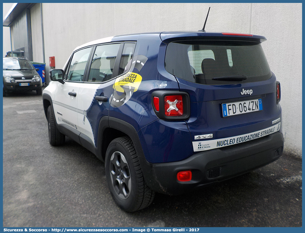 -
Polizia Locale
Comune di Verona
Jeep Renegade I serie
Nucleo Educazione Stradale
Parole chiave: PL;P.L.;PM;P.M.;Polizia;Locale;Municipale;Verona;Jeep;Renegade;Nucleo;Educazione;Stradale