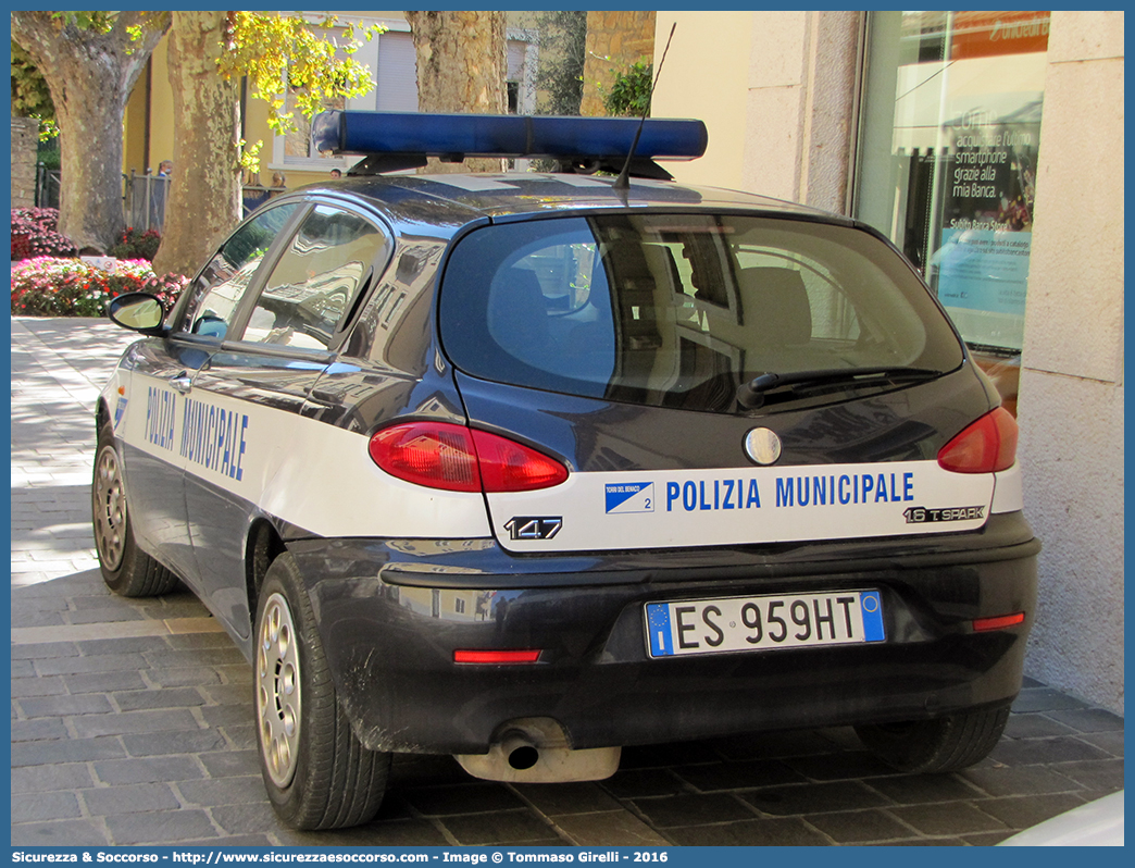 -
Polizia Municipale
Comune di Torri del Benaco
Alfa Romeo 147 I serie
Parole chiave: PL;P.L.;PM;P.M.;Polizia;Locale;Municipale;Torri del Benaco;Alfa Romeo;147