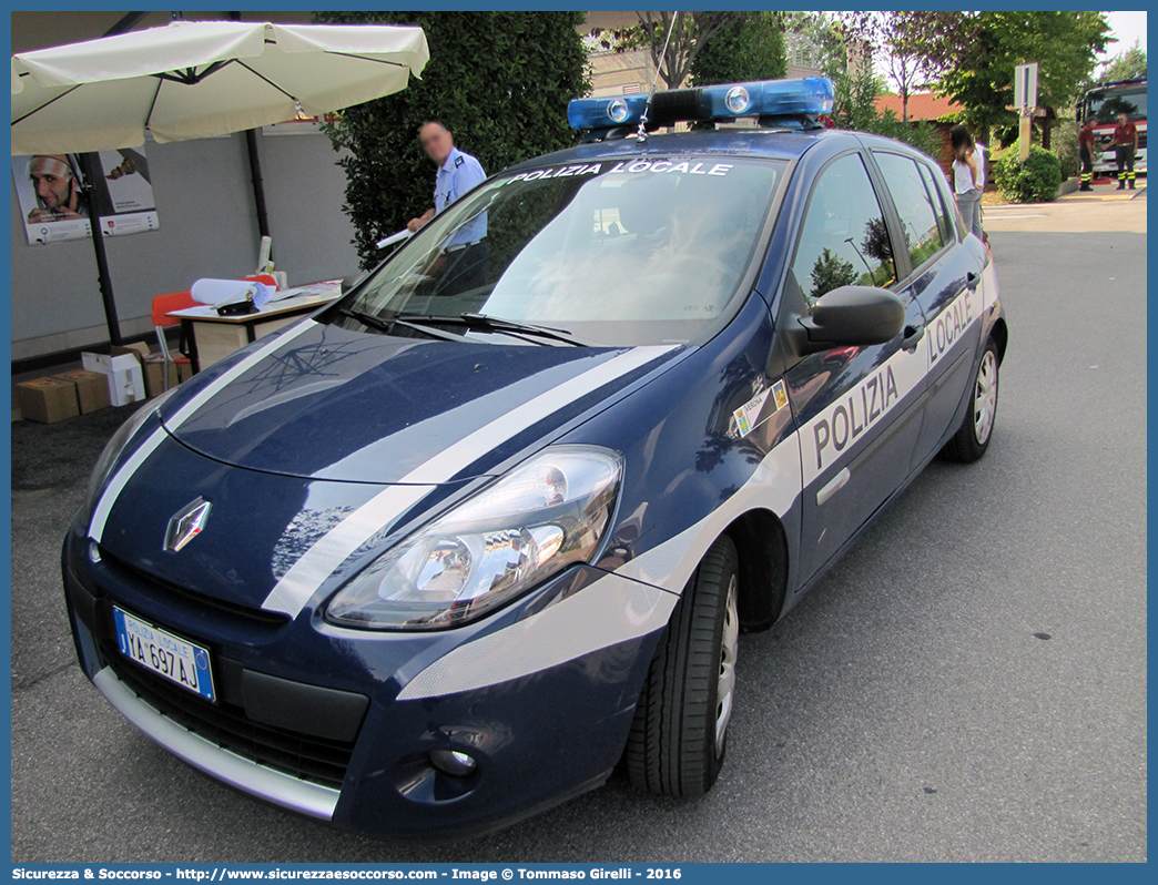 Polizia Locale YA697AJ
Polizia Locale
Comune di Verona
Renault Clio V serie
Allestitore Focaccia Group S.r.l.
Parole chiave: PL;P.L.;PM;P.M.;Polizia;Locale;Municipale;Verona;Renault;Clio;Focaccia