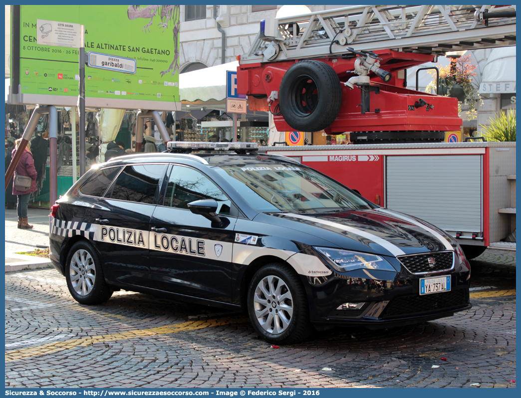 Polizia Locale YA737AL
Polizia Locale
Comune di Padova
Seat Leon Station Wagon III serie
Allestitore Bertazzoni S.r.l.
Parole chiave: PL;P.L.;PM;P.M.;Polizia;Locale;Municipale;Comune;di;Padova;Seat;Leon;Station;Wagon;Bertazzoni