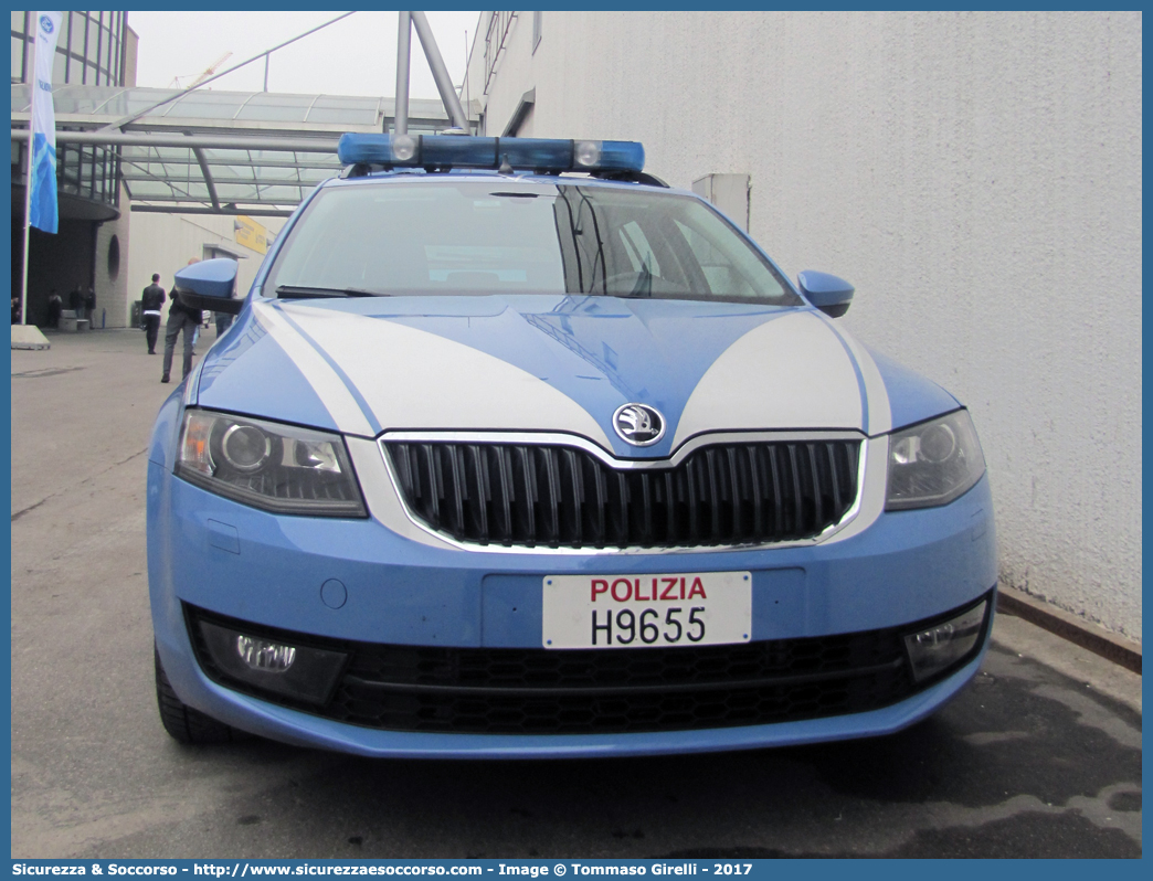 Polizia H9655
Polizia di Stato
Polizia Stradale
Autostrada del Brennero S.p.A.
Skoda Octavia Wagon 4x4 IV serie
Allestitore Bertazzoni S.r.l.
Parole chiave: PS;P.S.;Polizia;di;Stato;Stradale;Autostradale;Autostrada;del;Brennero;Brennerautobahn;Skoda;Octavia;Wagon;Station;SW;S.W.;4x4;Bertazzoni