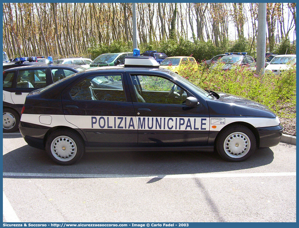 -
Polizia Municipale
Comune di Portogruaro
Alfa Romeo 146
