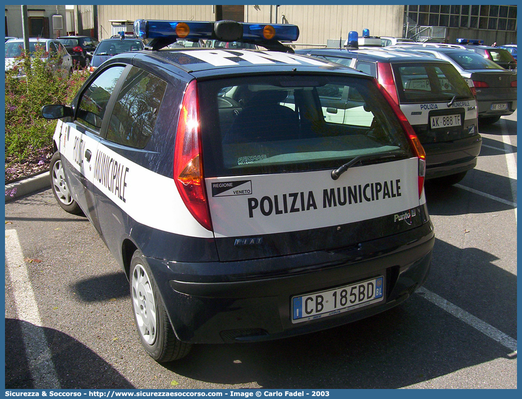 -
Polizia Municipale
Comune di Mel
Fiat Punto II serie
Parole chiave: PL;P.L.;PM;P.M.;Polizia;Locale;Municipale;Mel;Fiat;Punto