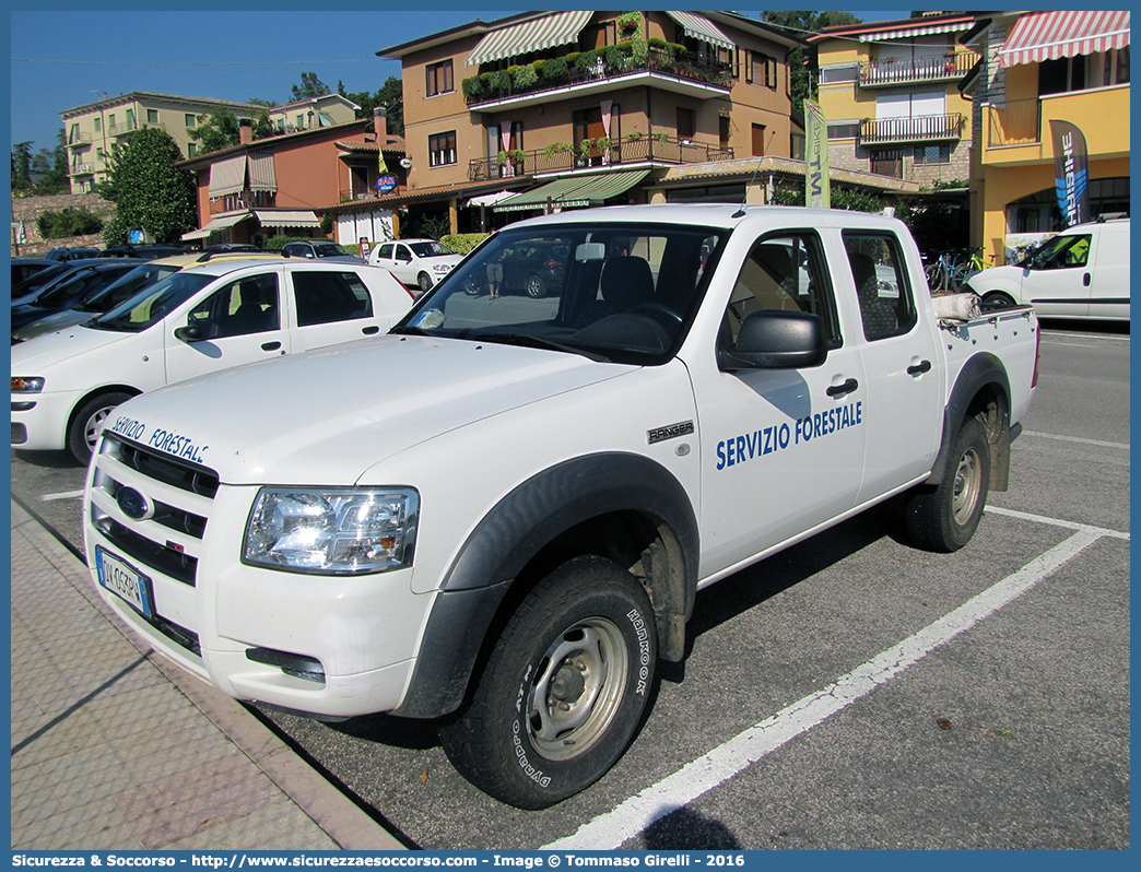 -
Regione Veneto
Servizio Forestale Regionale
Ford Ranger II serie
Parole chiave: Regione;Veneto;Servizio;Forestale;Regionale;Ford;Ranger