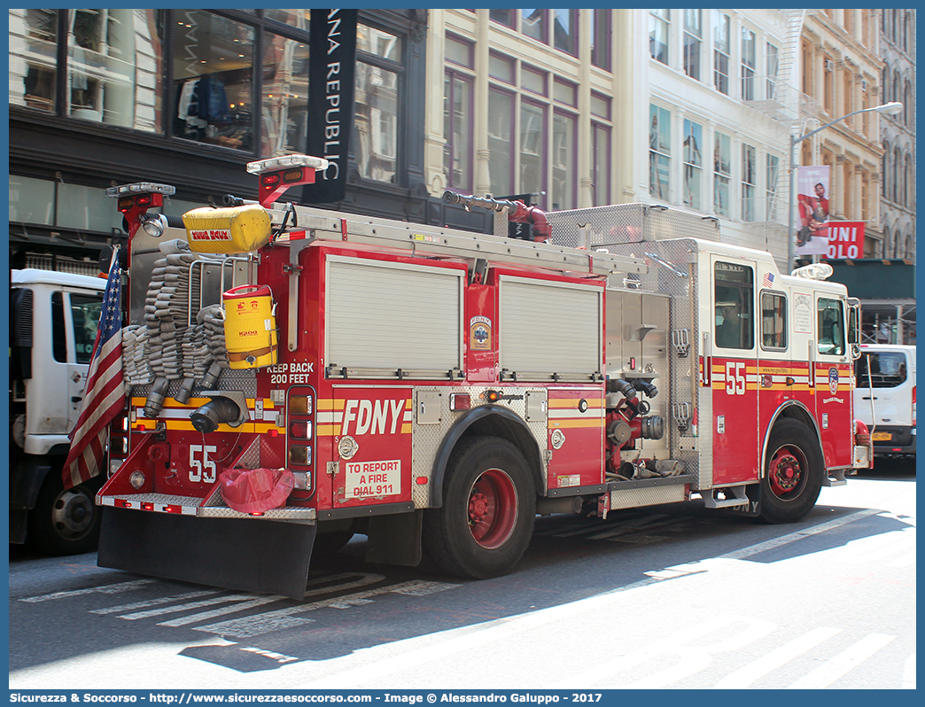 55 - SP10018
United States of America
New York Fire Department
Seagrave Marauder II
Parole chiave: United;States;of;America;USA;U.S.A.;NYFD;N.Y.F.D.;New;York;Fire;Department;Seagrave;Marauder;Engine