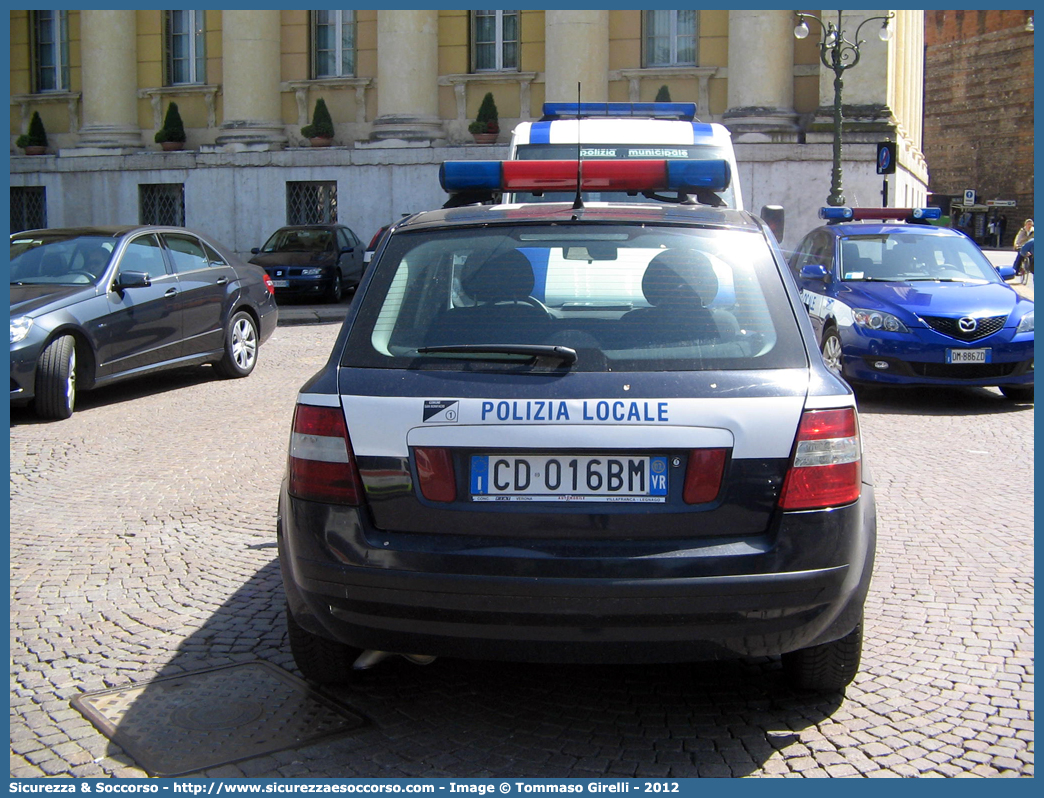 -
Polizia Locale
Comune di San Bonifacio
Fiat Stilo I serie
Parole chiave: PL;P.L.;PM;P.M.;Polizia;Locale;Municipale;San Bonifacio;Fiat;Stilo