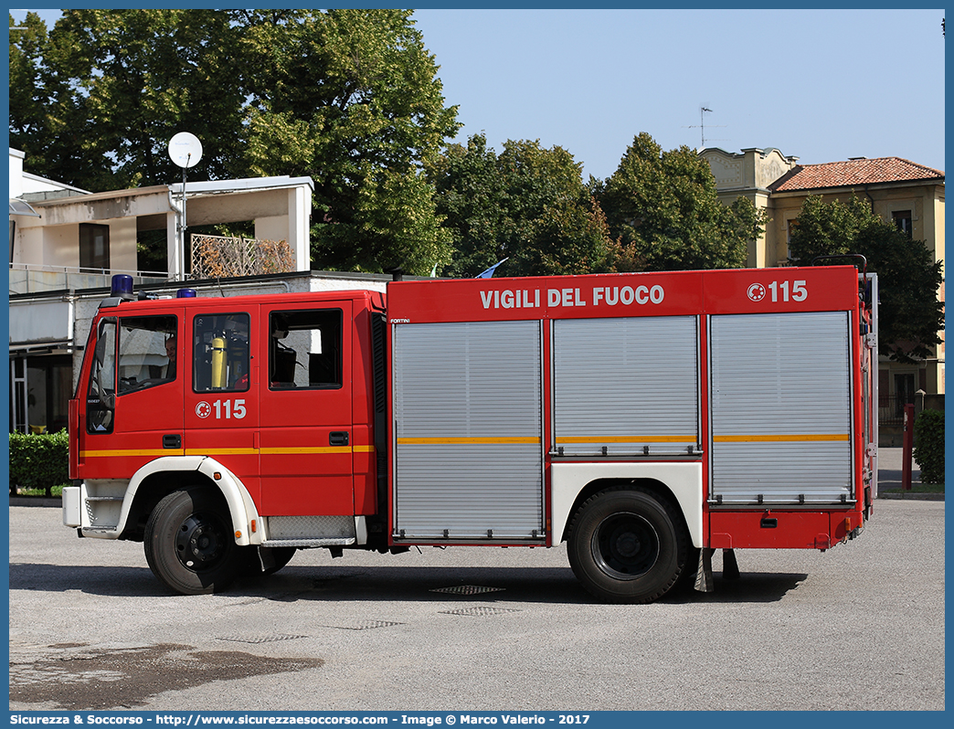 VF 18540
Corpo Nazionale Vigili del Fuoco
Iveco Magirus EuroFire 150E27 I serie
Ricondizionato Fortini S.r.l.
Parole chiave: VVF;V.V.F.;Corpo;Nazionale;Vigili;del;Fuoco;AutoPompaSerbatoio;APS;A.P.S.;Iveco;Magirus;EuroFire;150E27;Fortini