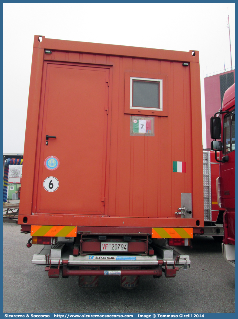 VF 20794
Corpo Nazionale Vigili del Fuoco
Nucleo N.B.C.R.
Iveco EuroCargo I serie
Parole chiave: VVF;V.V.F.;Corpo;Nazionale;Vigili;del;Fuoco;NBCR;N.B.C.R.;Nucleare;Batteriologico;Chimico;Radiologico;Radiometrico;Radiometria;Radioattività;Radioattivita;Iveco;EuroCargo;180E28