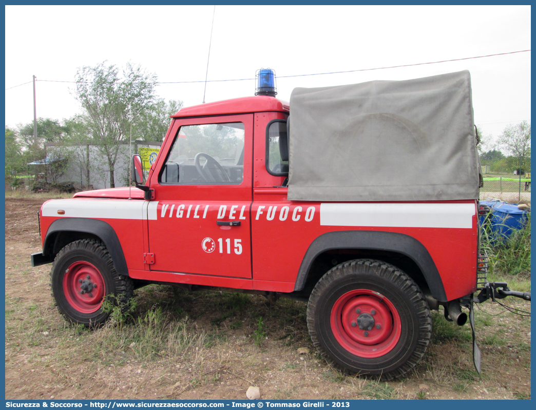 VF 22347
Corpo Nazionale Vigili del Fuoco
Land Rover Defender 90 Pick Up
Parole chiave: VVF;V.V.F.;Corpo;Nazionale;Vigili;del;Fuoco;Land Rover;Defender;90