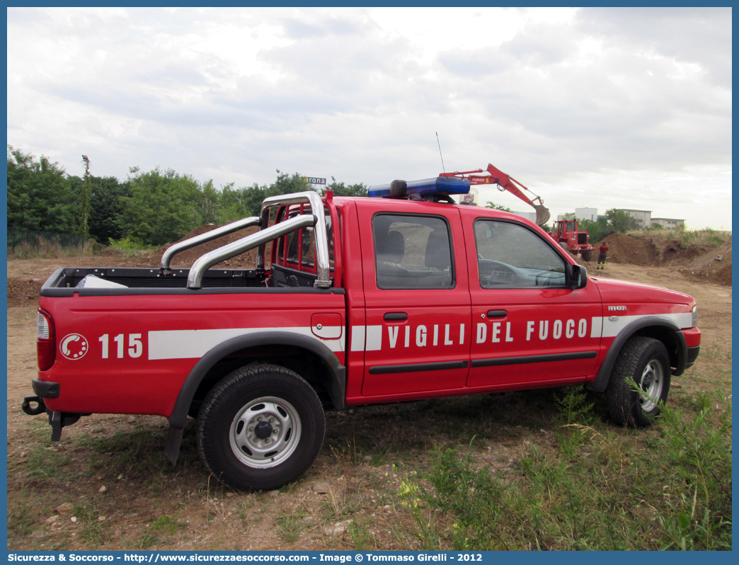 VF 23298
Corpo Nazionale Vigili del Fuoco
Ford Ranger I serie restyling
Parole chiave: VVF;V.V.F.;Corpo;Nazionale;Vigili;del;Fuoco;Ford;Ranger