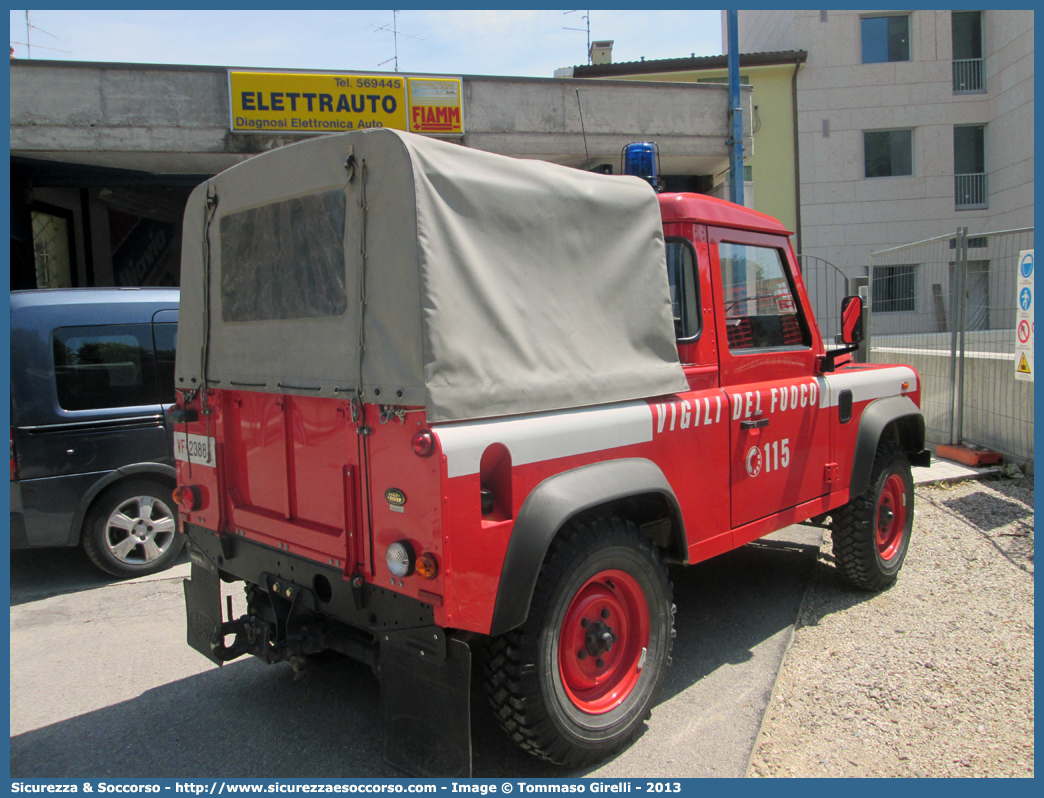 VF 23884
Corpo Nazionale Vigili del Fuoco
Land Rover Defender 90 Pick Up
Parole chiave: VVF;V.V.F.;Corpo;Nazionale;Vigili;del;Fuoco;Land Rover;Defender;90