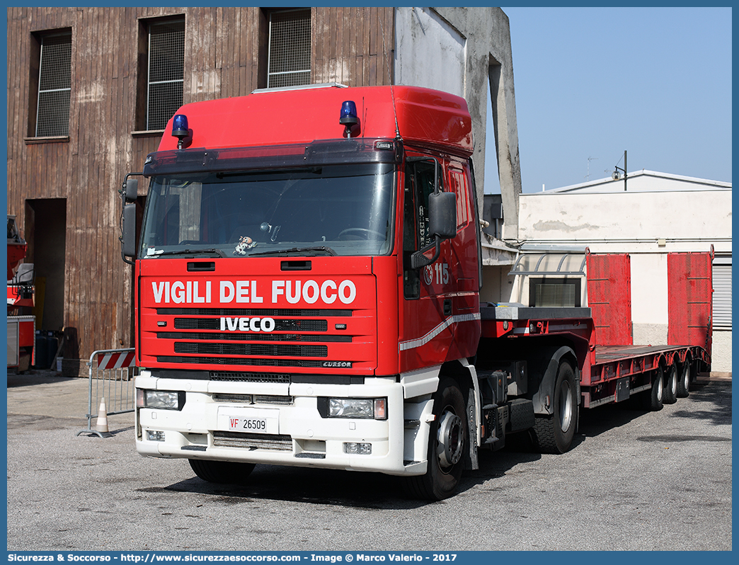 VF 26509
Corpo Nazionale Vigili del Fuoco
Iveco EuroStar 440E42
Parole chiave: VVF;V.V.F.;Corpo;Nazionale;Vigili;del;Fuoco;Iveco;EuroStar;440E42