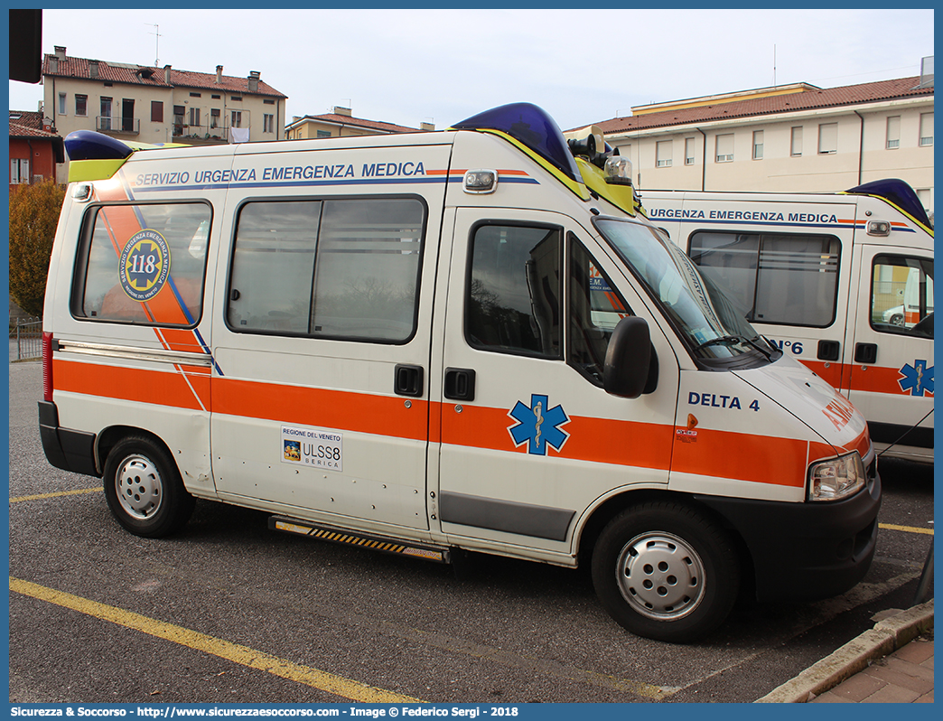 DELTA 4
SUEM 118 Vicenza
Azienda ULSS 8 - Berica
Fiat Ducato II serie restyling
Allestitore Aricar S.p.A.
(variante)
Parole chiave: 118;SUEM;S.U.E.M.;Vicenza;Ambulanza;Fiat;Ducato;Aricar