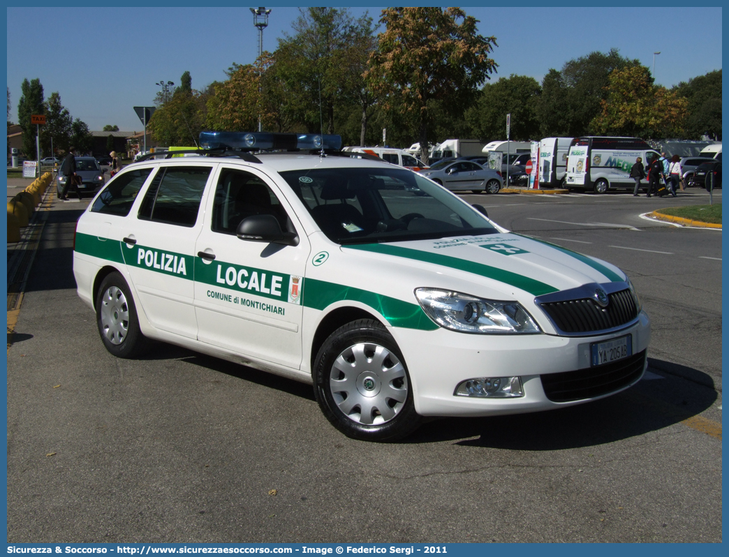 Polizia Locale YA205AB
Polizia Locale
Comune di Montichiari
Skoda Octavia Wagon III serie
Allestitore Focaccia Group S.r.l.
Parole chiave: PL;PM;P.L.;P.M.;Polizia;Locale;Municipale;Montichiari;Skoda;Octavia;Wagon;Focaccia