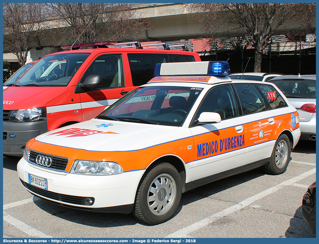 ZE 030
118 Bolzano
Audi A4 Avant I serie
Allestitore Kofler Fahrzeugbau S.n.c.
Parole chiave: 118;Bolzano;Alto Adige;Automedica;Audi;A4;Avant;Kofler;Fahrzeugbau