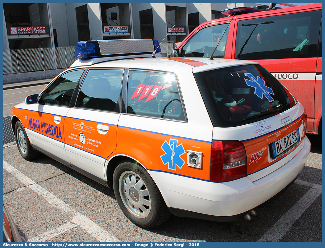 ZE 030
118 Bolzano
Audi A4 Avant I serie
Allestitore Kofler Fahrzeugbau S.n.c.
Parole chiave: 118;Bolzano;Alto Adige;Automedica;Audi;A4;Avant;Kofler;Fahrzeugbau