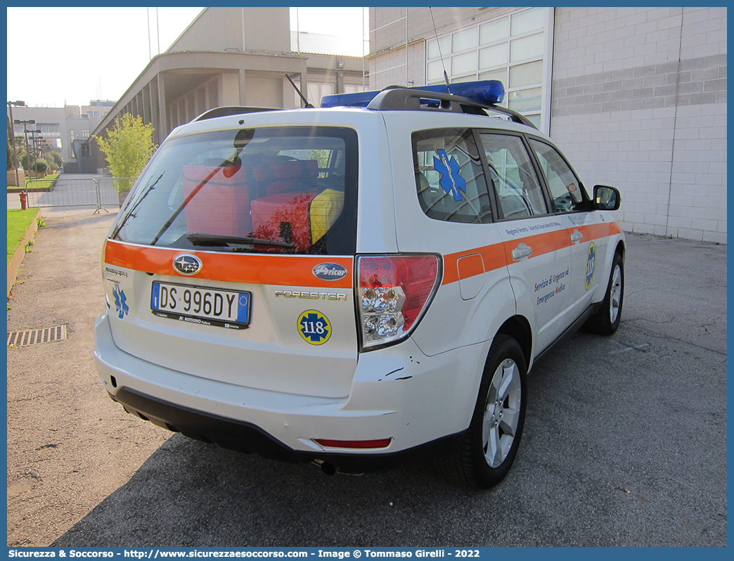 20
SUEM 118 Padova
Azienda ULSS 6 - Euganea
Padova
Subaru Forester V serie
Allestitore Aricar S.p.A.
(variante)
Parole chiave: 118;SUEM;Padova;Subaru;Forester;Aricar;Azienda;ULSS;6