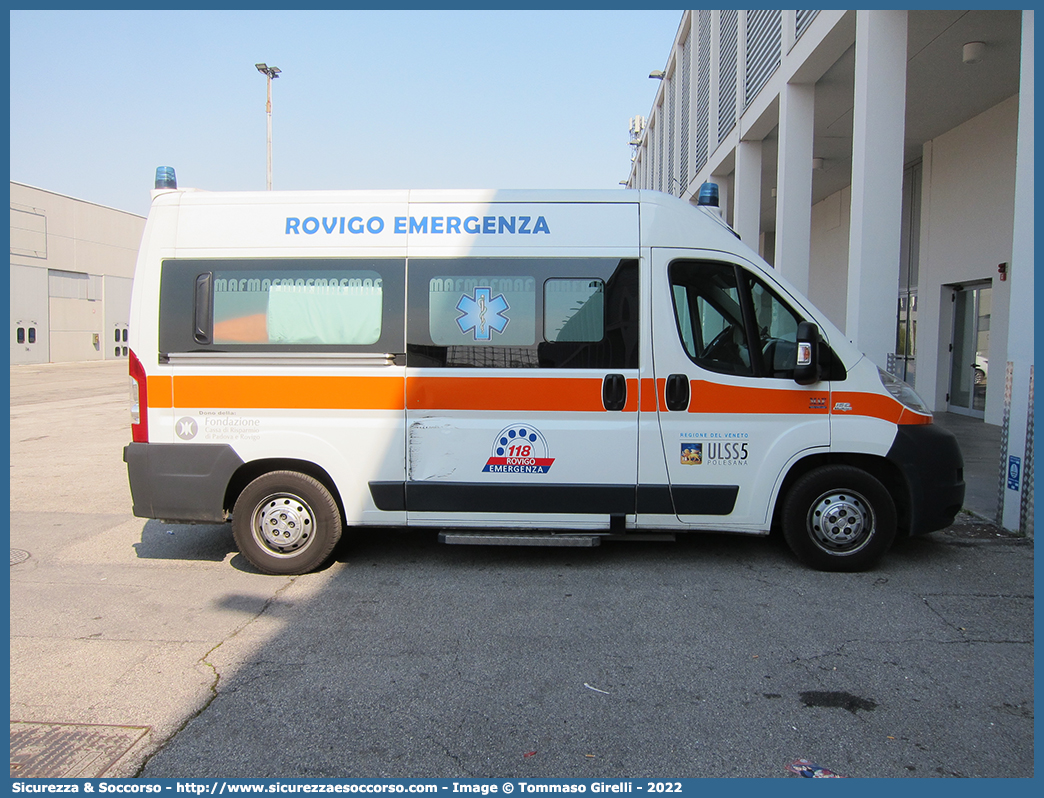 -
SUEM 118 Rovigo Emergenza
Azienda ULSS 5 - Polesana
Rovigo
Fiat Ducato III serie
Allestitore MAF S.n.c.
Parole chiave: SUEM;118;Rovigo;Emergenza;ULSS5;Polesana;Fiat;Ducato;MAF