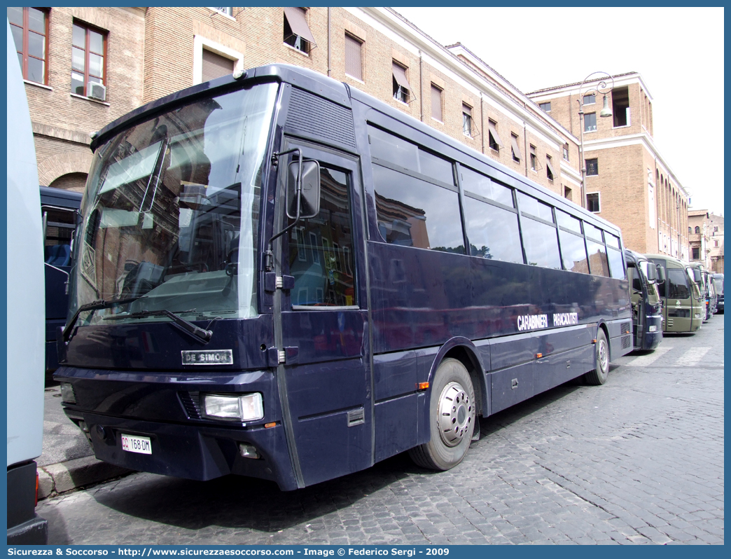 CC 168DM
Arma dei Carabinieri
1° Reggimento Carabinieri "Tuscania"
Scania De Simon LL30
Parole chiave: CC;C.C.;Arma;dei;Carabinieri;Reggimento;Paracadutisti;Tuscania;Scania;De Simon;LL30