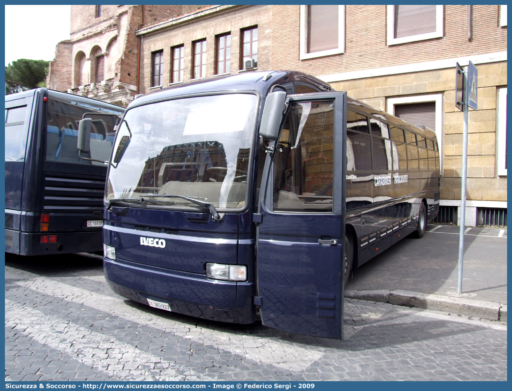 CC AC227
Arma dei Carabinieri
1° Reggimento Carabinieri "Tuscania"
Iveco Orlandi EuroClass
Parole chiave: CC;C.C.;Arma;dei;Carabinieri;Reggimento;Paracadutisti;Tuscania;Iveco;Orlandi;EuroClass