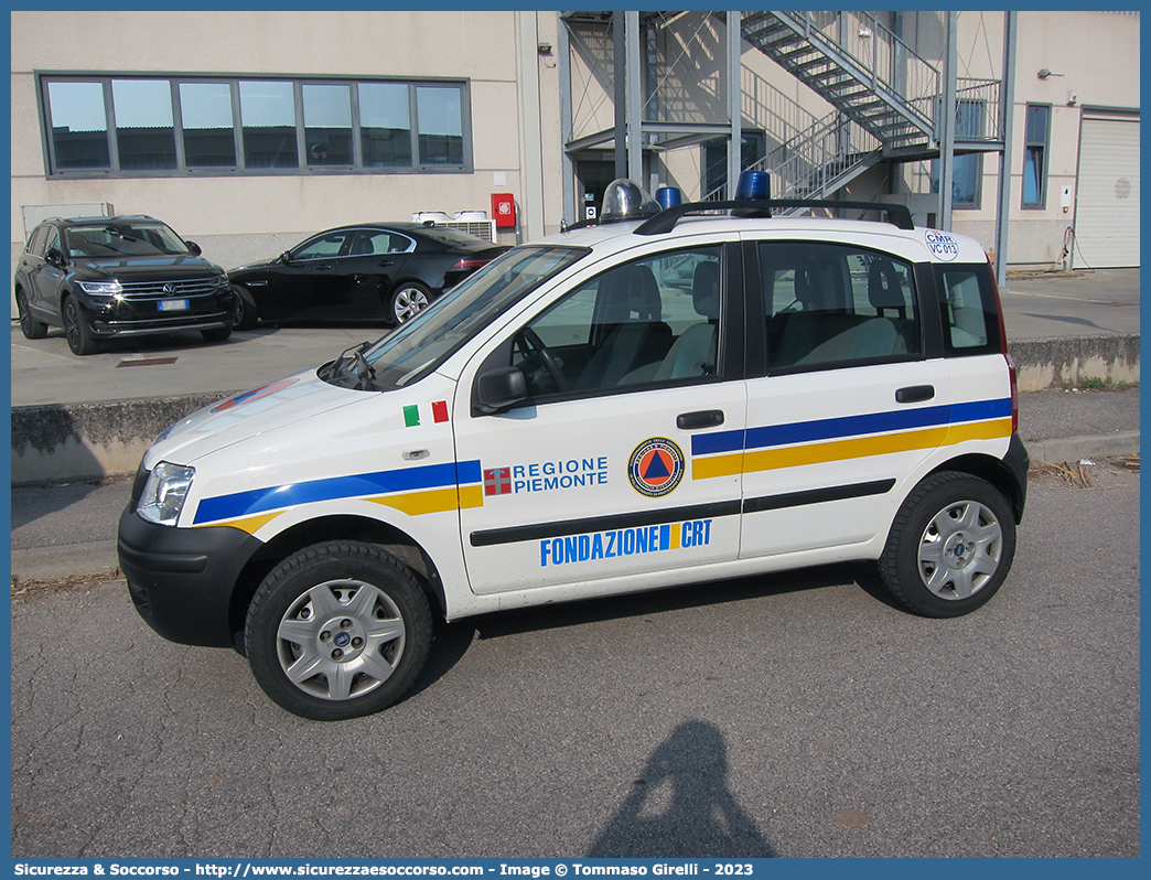 CMR VC013
Protezione Civile
Coordinamento Provinciale
di Vercelli
Fiat Nuova Panda I serie 4x4
Parole chiave: PC;P.C.;Protezione;Civile;Coordinamento;Provinciale;Vercelli;Fiat;Nuova;Panda;4x4