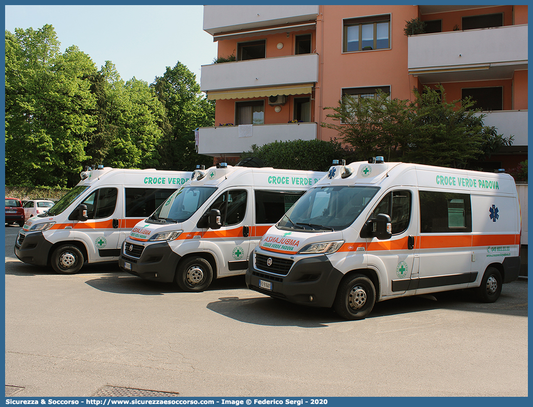 209-216-214
Pia Opera Croce Verde Padova
Fiat Ducato III serie restyling
Allestitore Alea Italia S.r.l. e 
NewCoCar S.r.l.
Parole chiave: Pia;Opera;Croce;Verde;Padova;Ambulanza;Fiat;Ducato;X290;Alea;NewCoCar