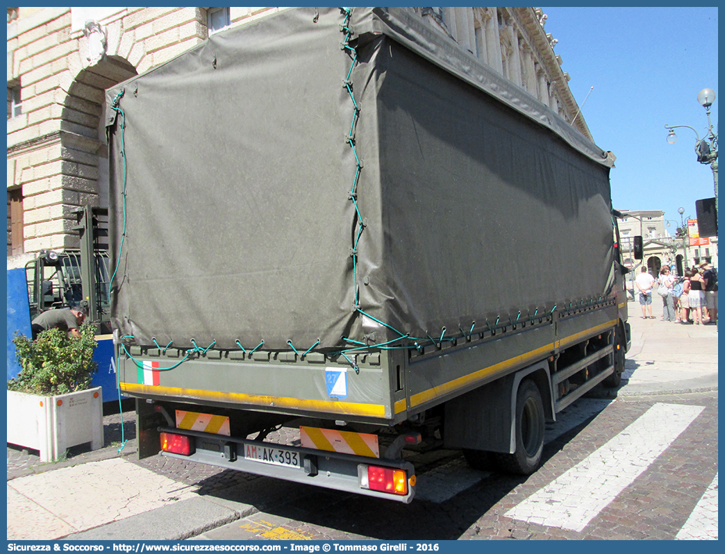 AM AK393
Aeronautica Militare Italiana
Iveco EuroCargo 80E18 I serie
Parole chiave: AMI;A.M.I.;Aeronautica;Militare;Italiana;Iveco;EuroCargo;80E18