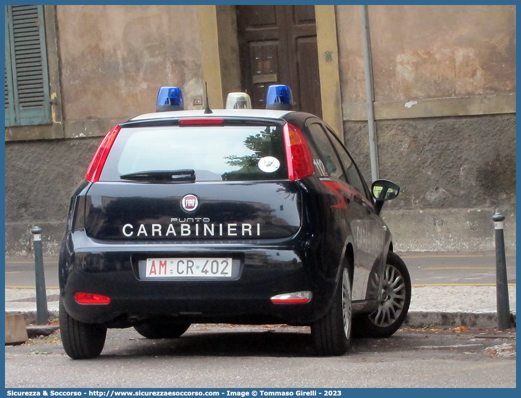 CC CR402
Arma dei Carabinieri
Reparto Carabinieri presso l'Aeronautica Militare
Fiat Punto IV serie
Parole chiave: AM;A.M.;CC;C.C.;Arma;Carabinieri;Aeronautica;Militare;Fiat;Punto