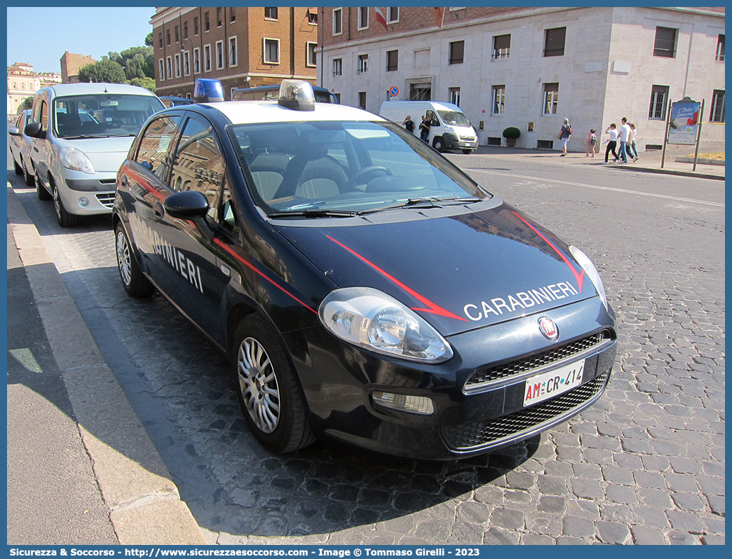 CC CR414
Arma dei Carabinieri
Reparto Carabinieri presso l'Aeronautica Militare
Fiat Punto IV serie
Parole chiave: AM;A.M.;CC;C.C.;Arma;Carabinieri;Aeronautica;Militare;Fiat;Punto