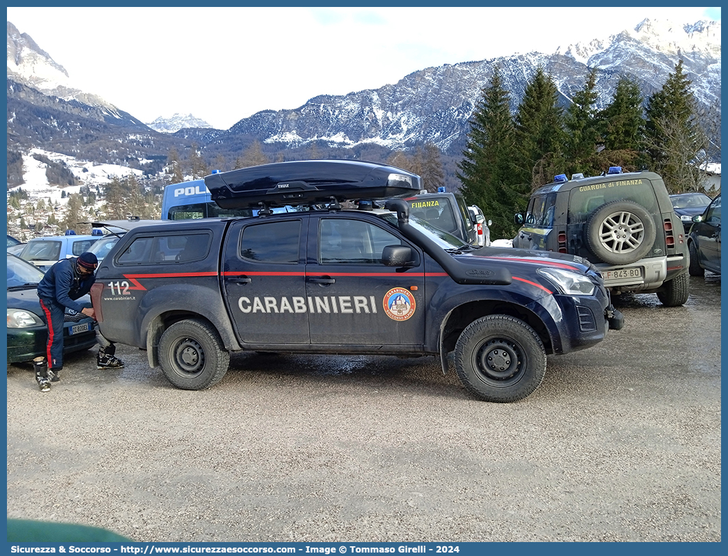 CC DU051
Arma dei Carabinieri
Soccorso Alpino
Isuzu D-Max II serie restyling
Parole chiave: CC;C.C.;Arma;dei;Carabinieri;Soccorso;Alpino;Allestimento;Isuzu;D-Max;DMax