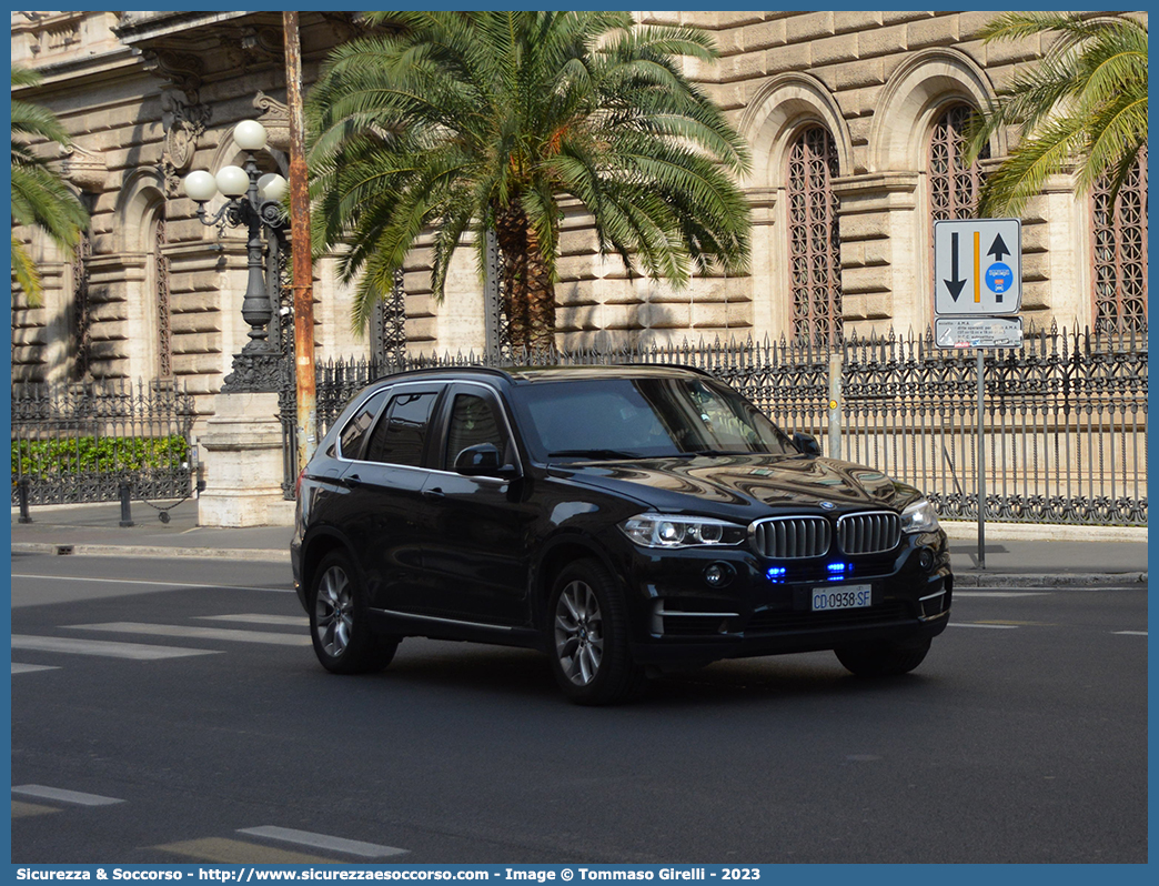 CD0938SF
Corpi Consolari e Diplomatici
Corpo Diplomatico U.S.A.
BMW X5 III serie 
Parole chiave: CD;C.D.;Corpo;Consolare;Diplomatico;USA;U.S.A.;BMW;X5