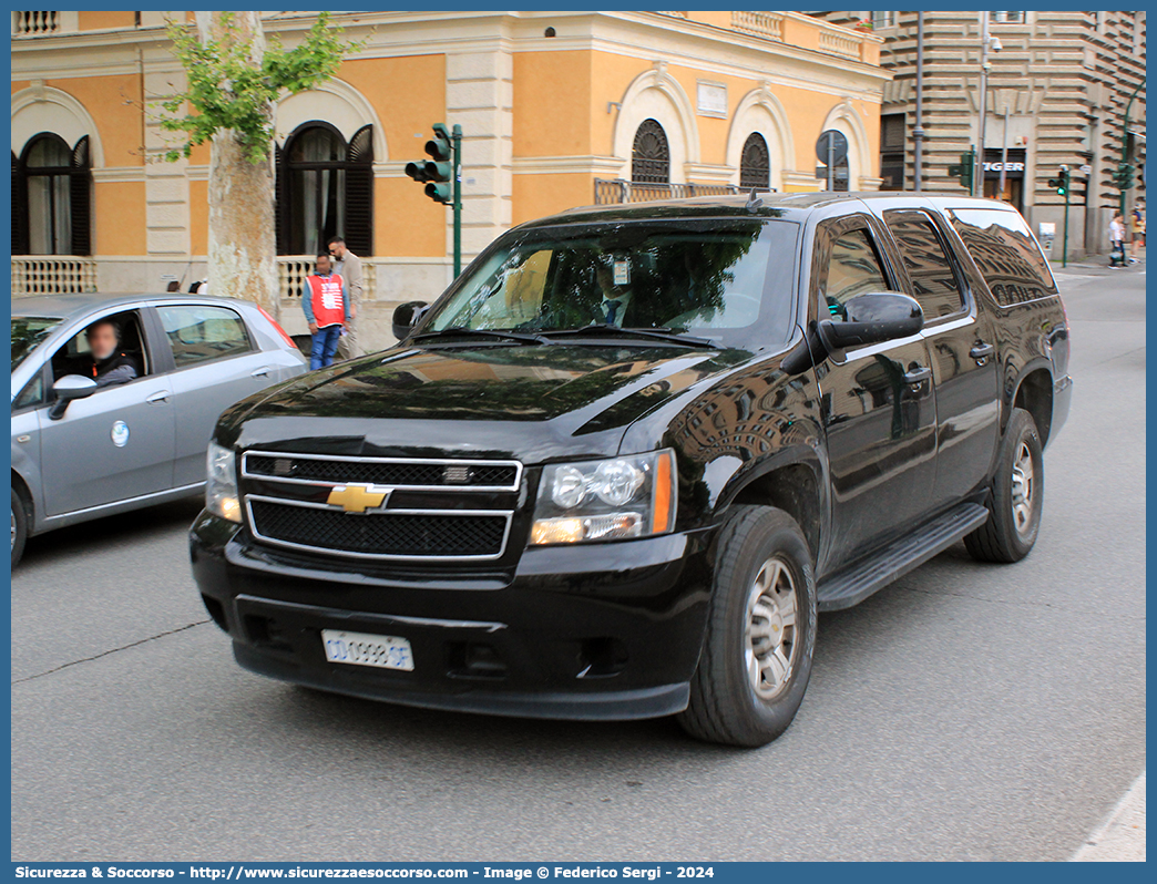 CD0998SF
Corpi Consolari e Diplomatici
Corpo Diplomatico U.S.A.
Chevrolet Suburban X serie restyling
Parole chiave: CD;C.D.;Corpo;Consolare;Diplomatico;USA;U.S.A.;Chevrolet;Suburban