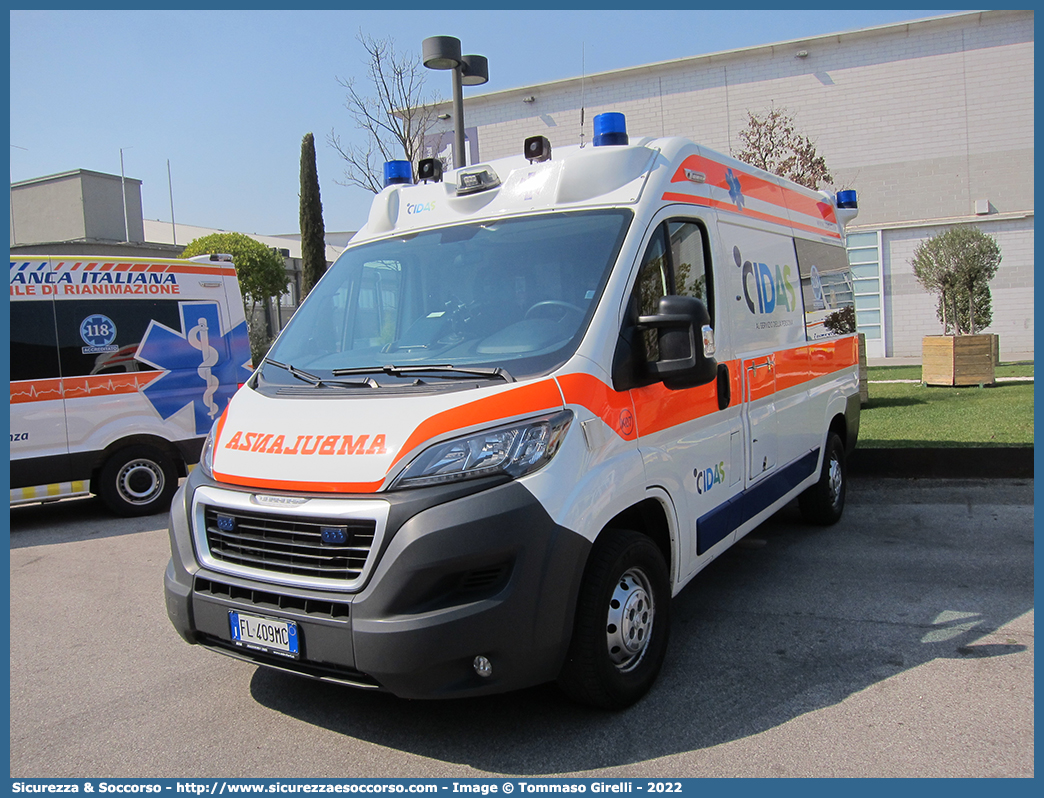 K07
CIDAS
Cooperativa Inserimento Disabili
Assistenza Solidarietà
Peugeot Boxer III serie restyling
Allestitore EDM S.r.l.
Parole chiave: CIDAS;Peugeot;Boxer;EDM;Ambulanza;Autoambulanza