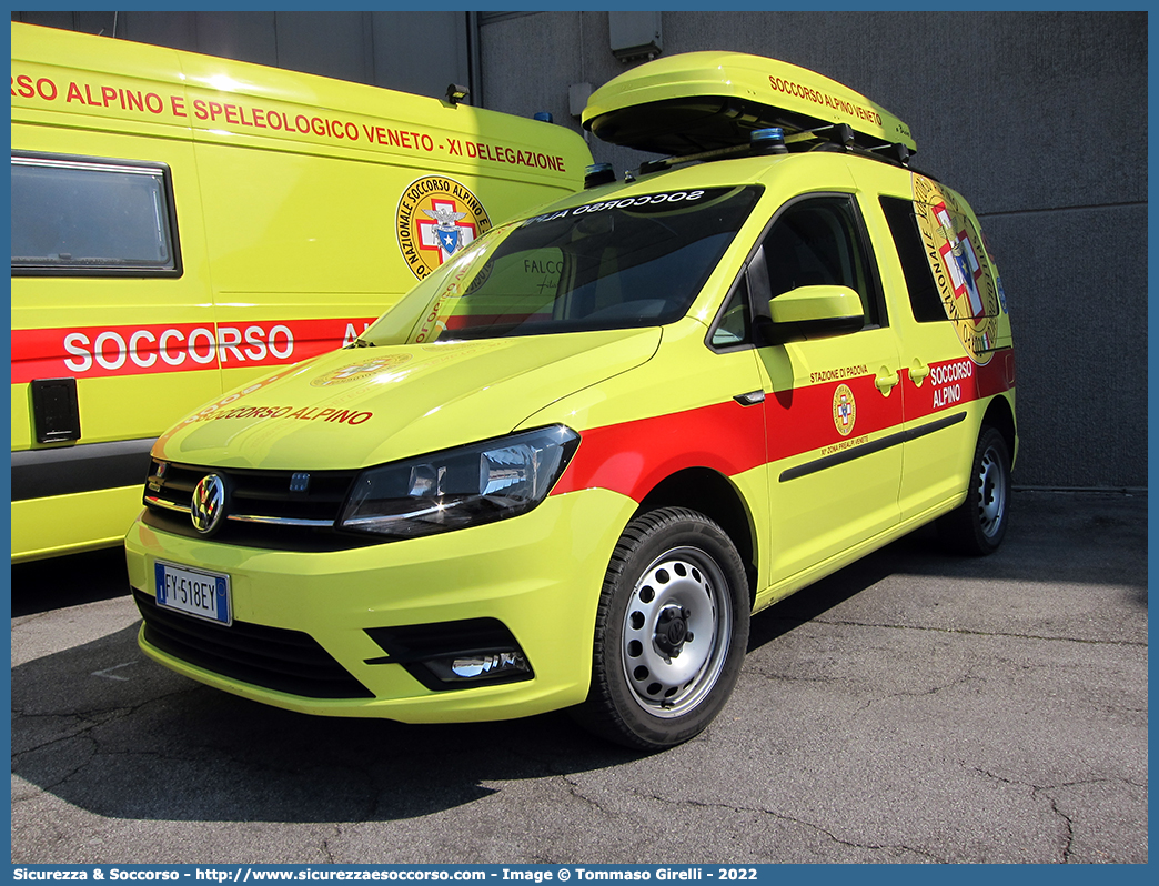 -
Corpo Nazionale
Soccorso Alpino e Speleologico
Delegazione Alpina
XI Prealpi Venete
Stazione Padova
Volkswagen Caddy V serie
Allestitore Maritan S.r.l.
Parole chiave: CNSAS;C.N.S.A.S.;Corpo;Nazionale;Soccorso;Alpino;Speleologico;Veneto;SASV;S.A.S.V.;Volkswagen;Caddy;Maritan