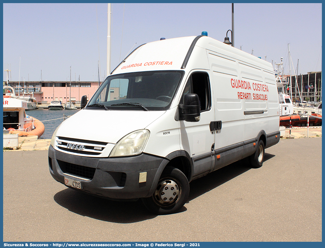 CP 4103
Corpo delle Capitanerie di Porto
Guardia Costiera
Reparti Subacquei
Iveco Daily 50C18 IV serie
Parole chiave: CP;C.P.;GC;G.C.;Guardia;Costiera;Capitaneria;Capitanerie;di;Porto;Reparto;Subacquei;Iveco;Daily;50C18