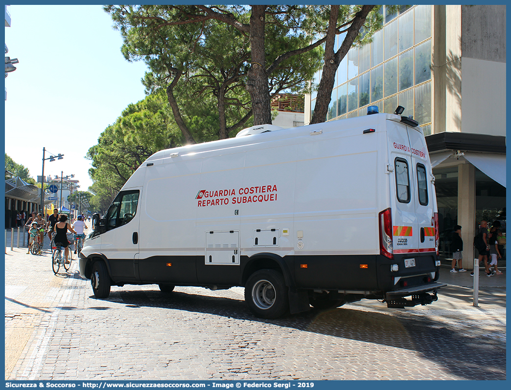 CP 4475
Corpo delle Capitanerie di Porto
Guardia Costiera
Reparti Subacquei
Iveco Daily 65-170 VI serie
Parole chiave: CP;C.P.;GC;G.C.;Guardia;Costiera;Capitaneria;Capitanerie;di;Porto;Reparto;Subacquei;Iveco;Daily;65-170;65;170