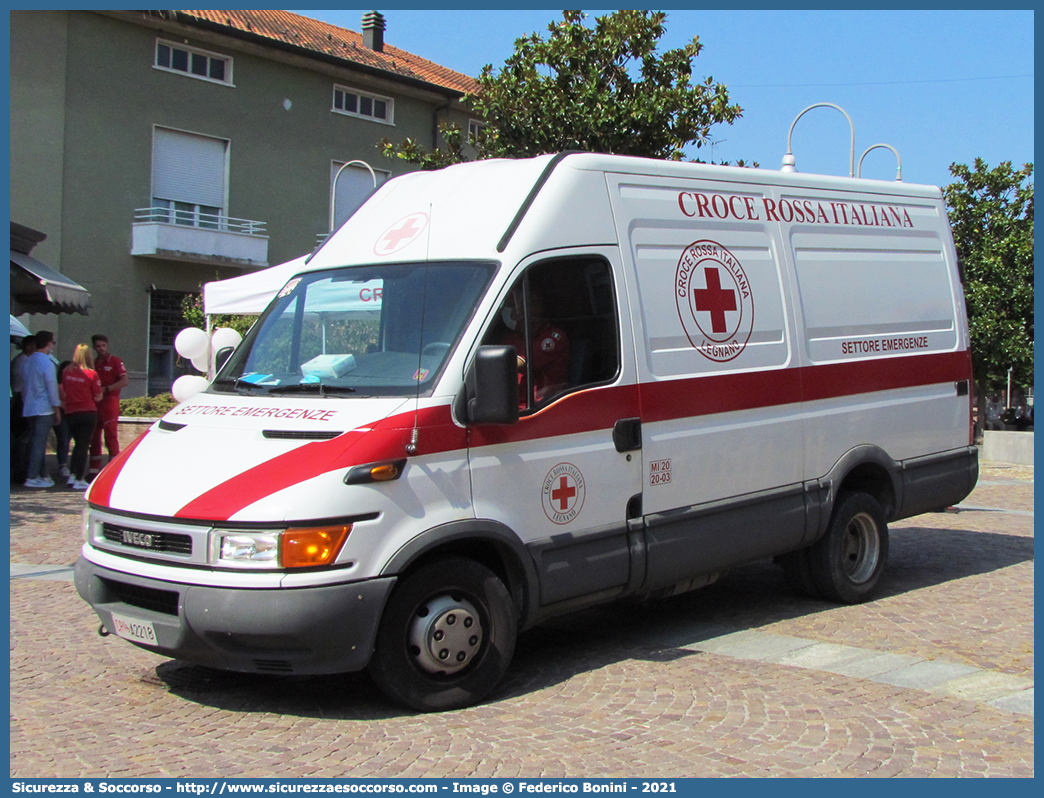 CRI A2218
Croce Rossa Italiana
Legnano (MI)
Iveco Daily III serie
Parole chiave: CRI;C.R.I.;Croce;Rossa;Italiana;Iveco;Daily;Legnano